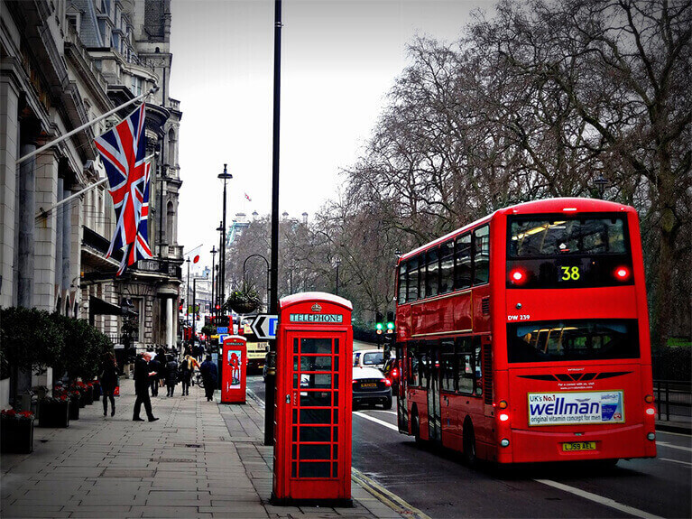 Rua de Londres no Reino Unido